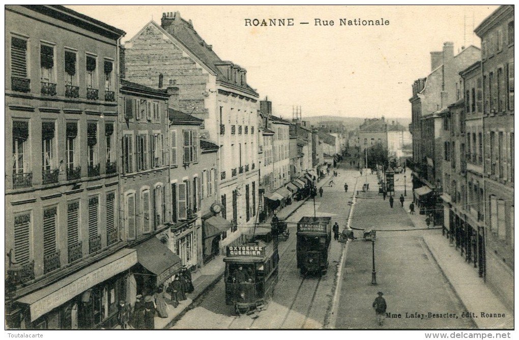 CPA 42 ROANNE RUE NATIONALE 1914 - Roanne