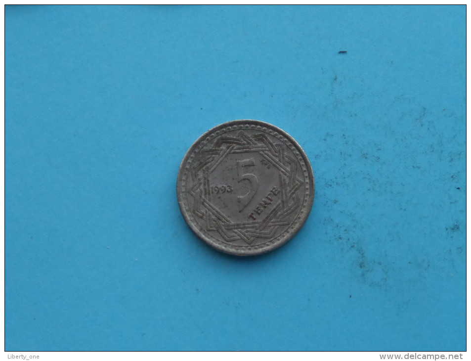 1993 - 5 Tenge / KM 9 ( Uncleaned Coin / For Grade, Please See Photo ) !! - Kazakhstan