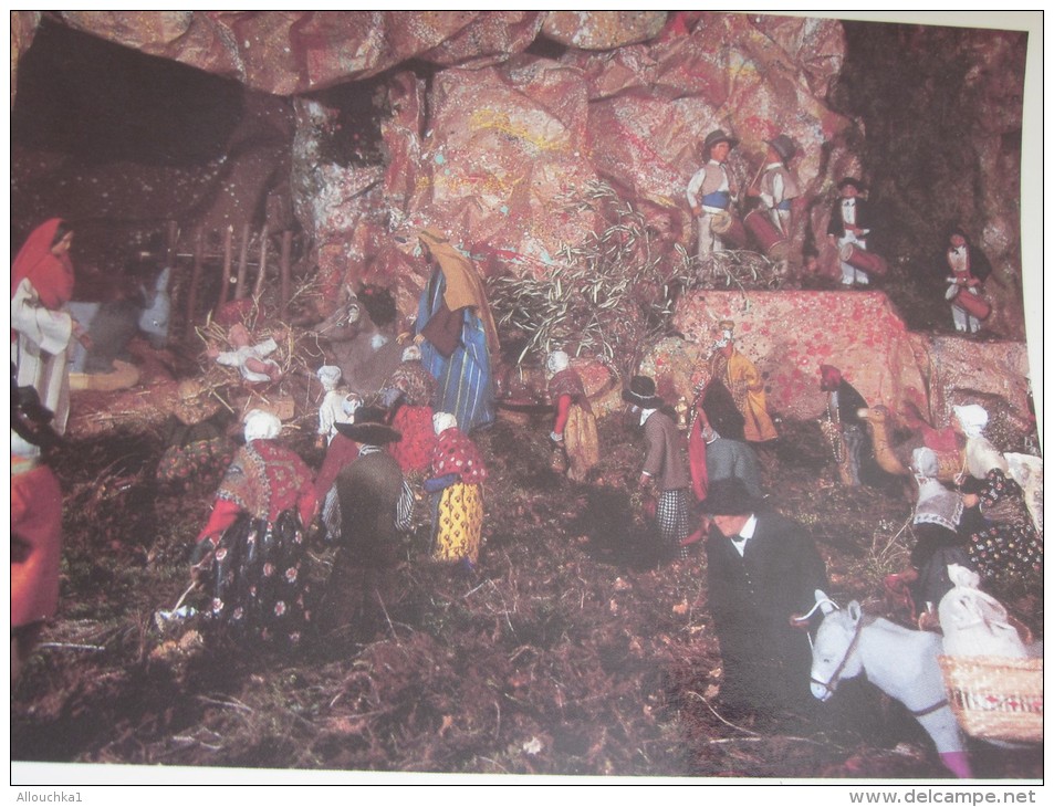 Dépliant 3  Carte Postale Sur Le Thème Des SANTONS De Provence La Créche  Animée Des Chartreux Marseille - Personnages