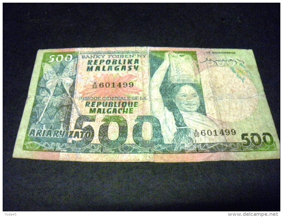 MADAGASCAR 500 Francs/ 100 Ariary 1974, Pick N° 64, MADAGASCAR - Madagascar