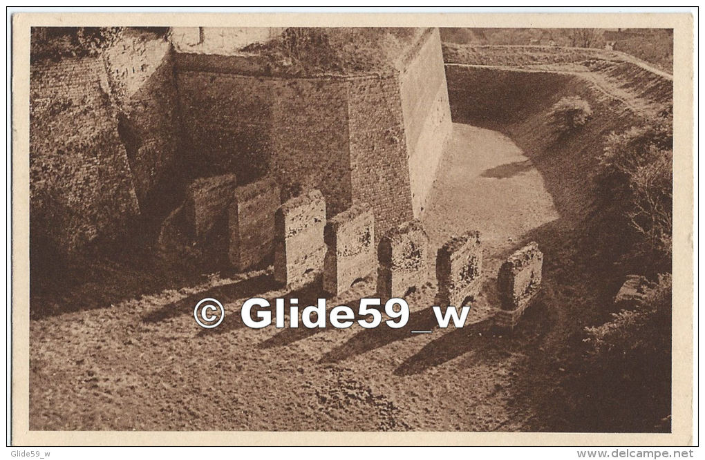 MONTREUIL-SUR-MER - Citadelle - Pont à Rasoirs, Correspondant à L'ancienne Porte Du Château - N° 5 - Montreuil