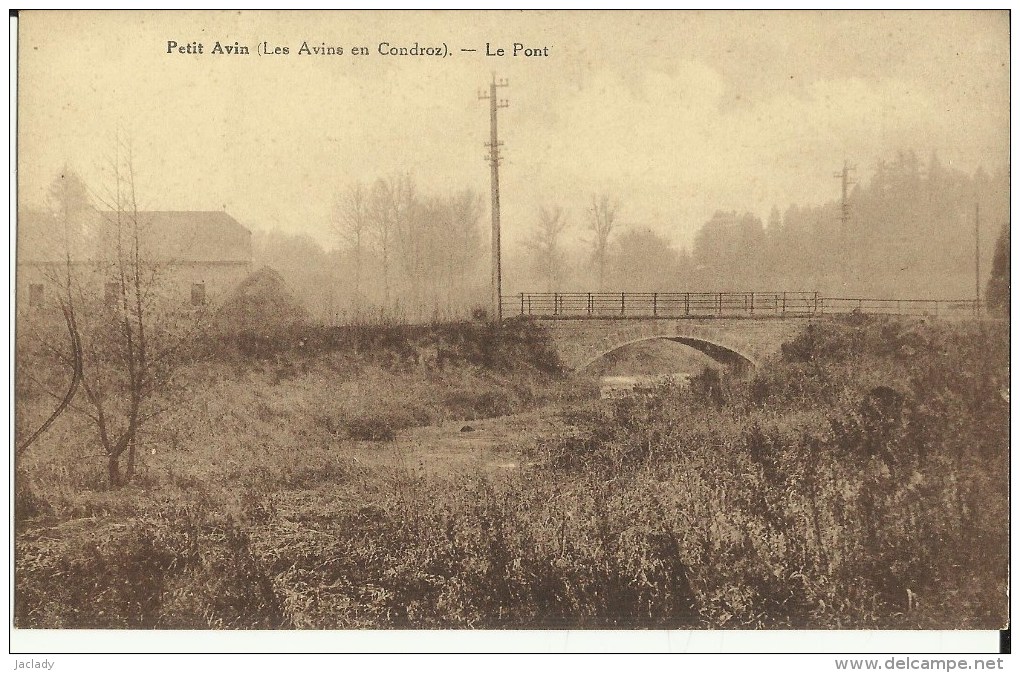 Petit  Avin - (Les  Avins  En  Condroz) -- Le  Pont.     (2 Scans) - Clavier