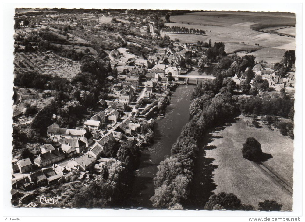 PONTAILLER-- -Vue Aérienne Sur Le Quartier St Jean Et La Vieille Saône,cpsm 15 X 10 N°1827A éd Combier - Autres & Non Classés