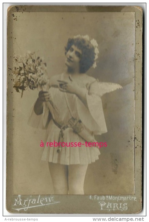 Grand CDV-(CAB) Jeune Femme En Tenue D'ange-actrice? Photo Arjalew Faubourg Monmartre à Paris - Alte (vor 1900)