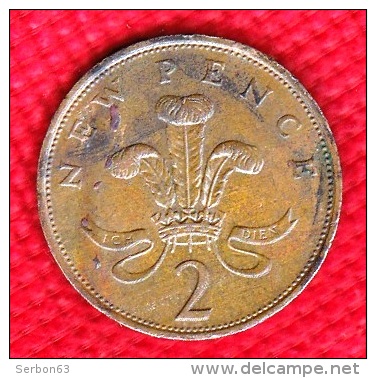 1 PIECE ANGLETERRE 2 NEW PENCE 1975 ELIZABETH II D. G. REG. F:D: +  N° 161 - 2 Pence & 2 New Pence