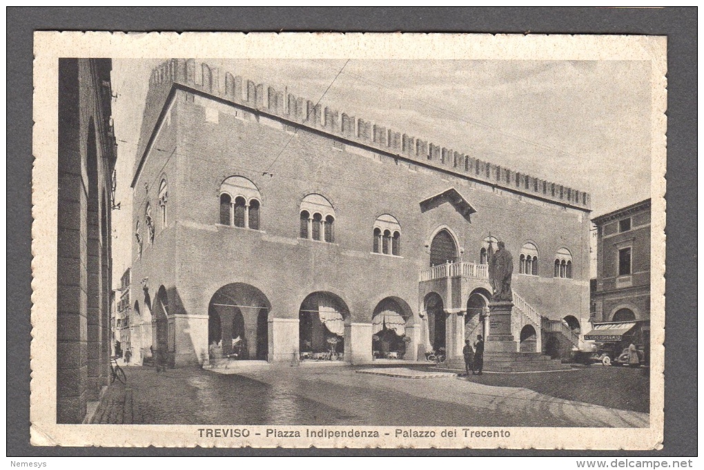 1939 TREVISO PIAZZA INDIPENDENZA PALAZZO DEI TRECENTO FP V SEE 2 SCANS ANIMATA - Treviso