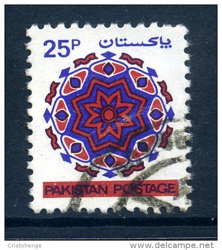 Pakistan 1980 Islamic Patterns - 25p Value Used - Pakistan