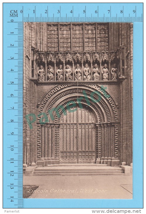 Lincoln Cathedral  ( West Door,, F. Frith )   POSTCARD 2 SCANS - Lincoln