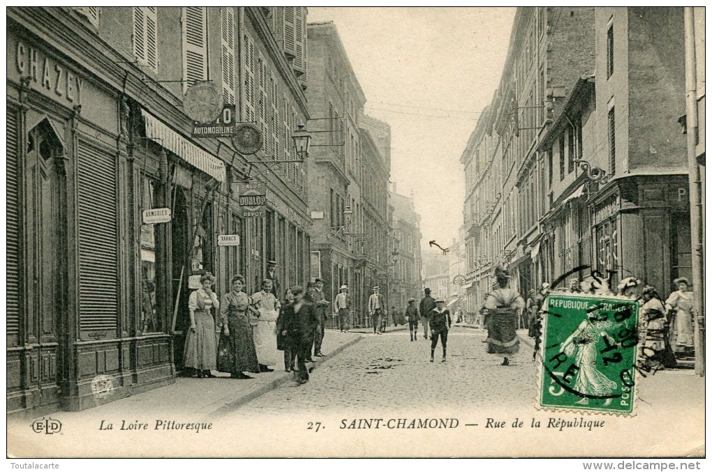 CPA 42 ST CHAMOND RUE DE LA REPUBLIQUE - Saint Chamond