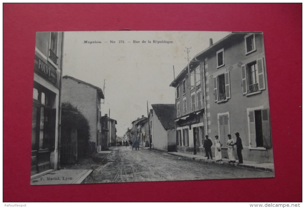 C P Meyzieu Rue De La Republique - Meyzieu