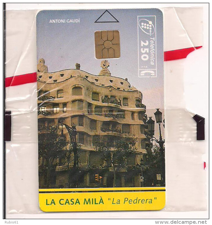 LA CASA MILA  LA PEDRERA ANTONIO GAUDI - Otros & Sin Clasificación