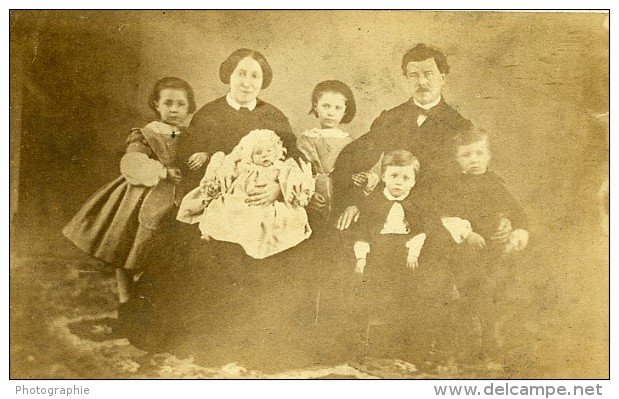 Famille Portrait De Groupe France Ancienne Photo CDV 1860 - Old (before 1900)