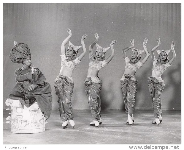 Nutcracker Ice Skating Holiday On Ice Old Photo 1957 - Autres & Non Classés