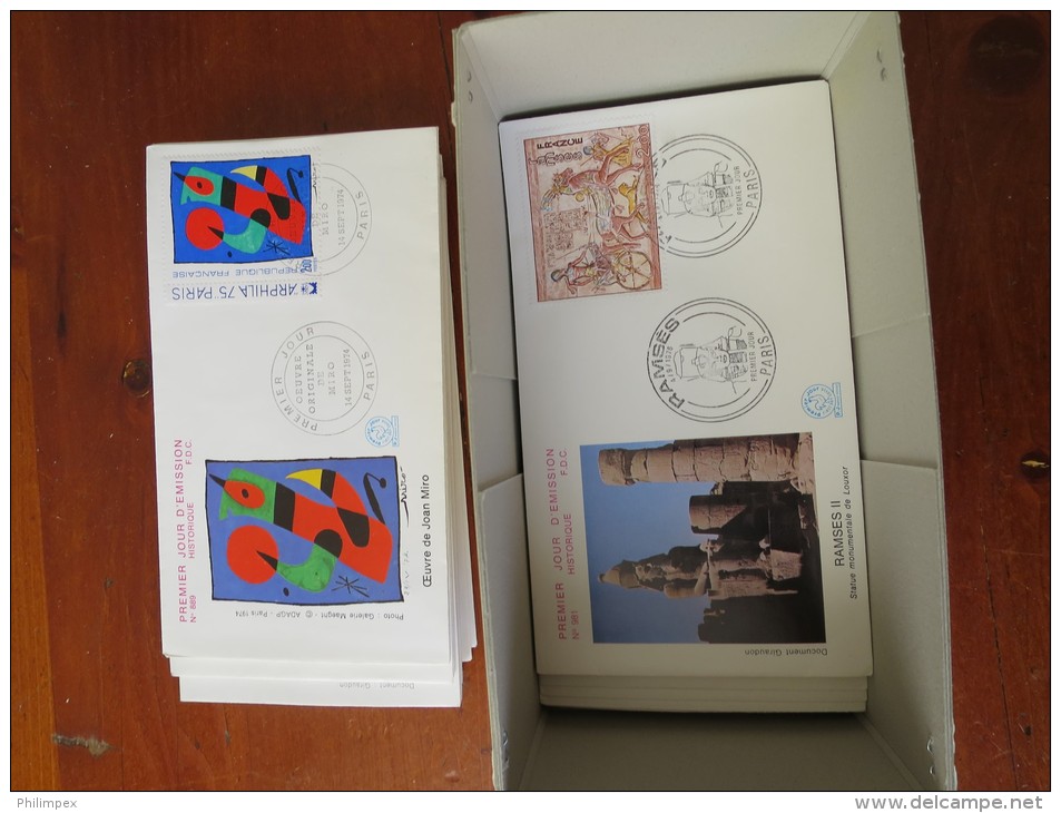 FRANCE, 2200-2300 FDCs FAMOUS PAINTINGS (TABLEAUX) IN EXCELLENT CONDITION - Lots & Kiloware (mixtures) - Min. 1000 Stamps