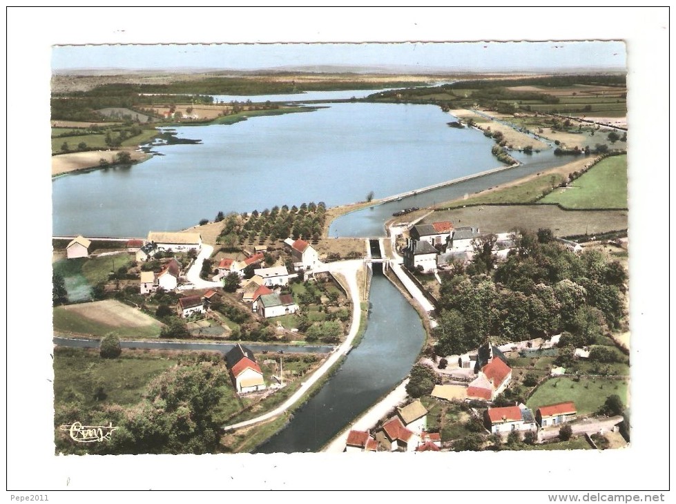 CPA 58 - CORBIGNY Vue Générale Etangs De Baye & Canal Du Nivernais - Corbigny