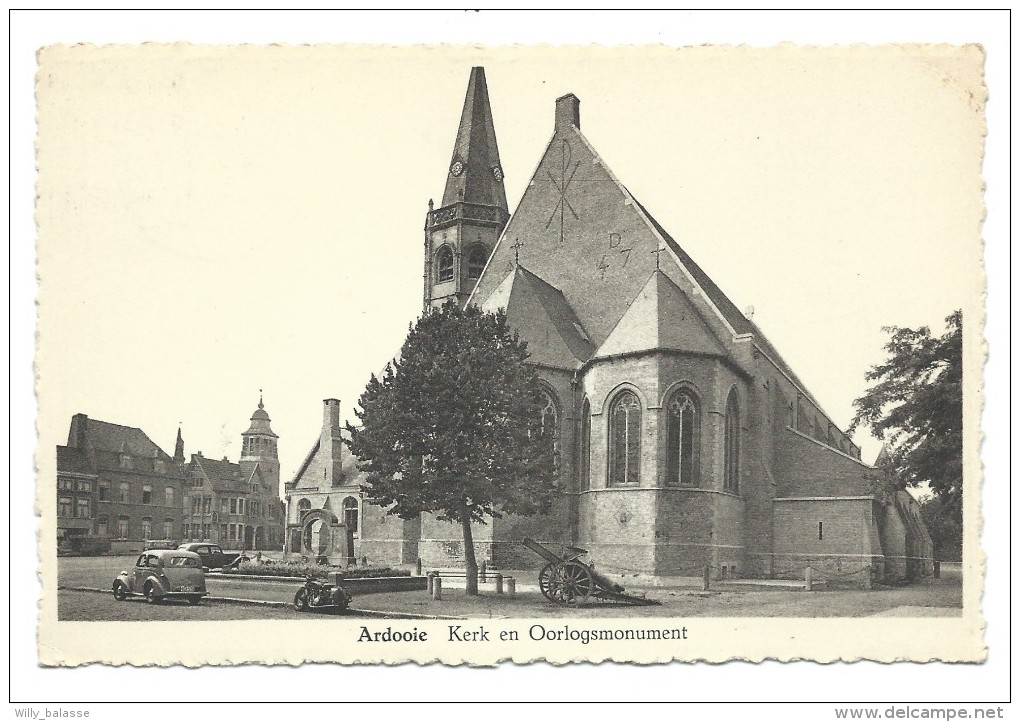 CPA - ARDOOIE - Kerk En Oorlogsmonument  // - Ardooie
