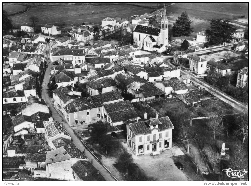 C4285 Cpsm 47 Laroque Timbaut - Vue Générale Sur Le Centre - Laroque Timbault