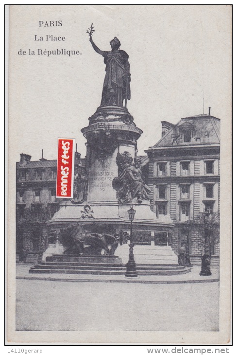 PARIS La   Place De La Republique - Statues