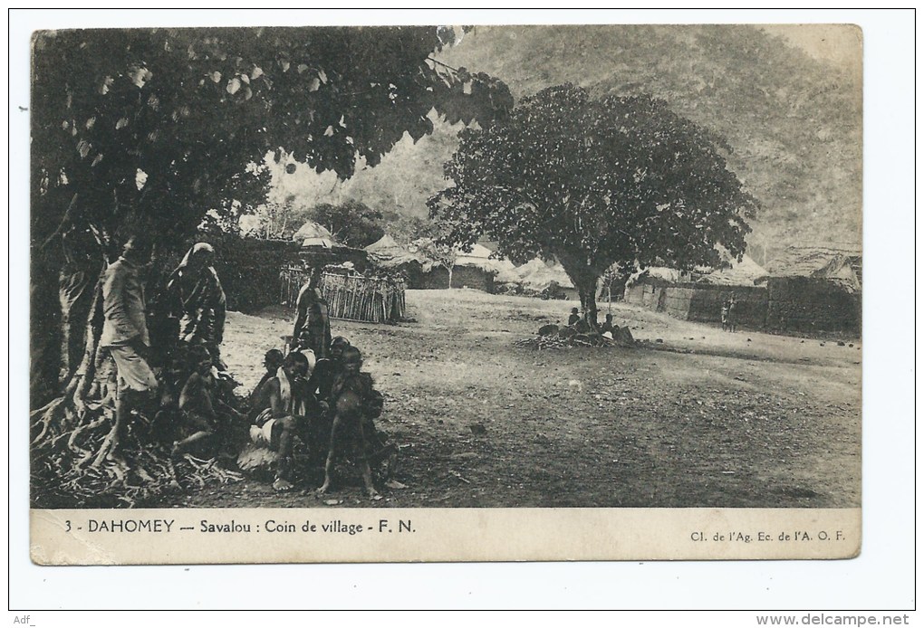 CPA ANIMEE DAHOMEY, SAVALOU : COIN DE VILLAGE, BENIN - Benin