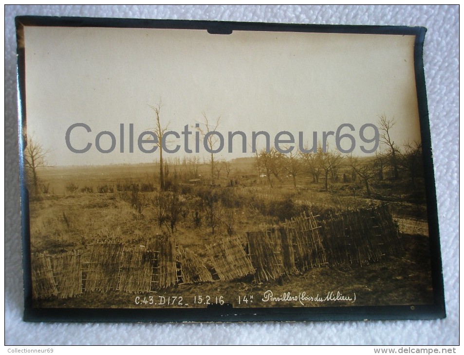 AUTHENTIQUE PHOTO 14-18 ( 17,8 X 13 Cm )  DE LA ZONE DE COMBATS DE PARVILLERS ( BOIS DU MILIEU ) SOMME DE 15.2.1916 - Guerre, Militaire