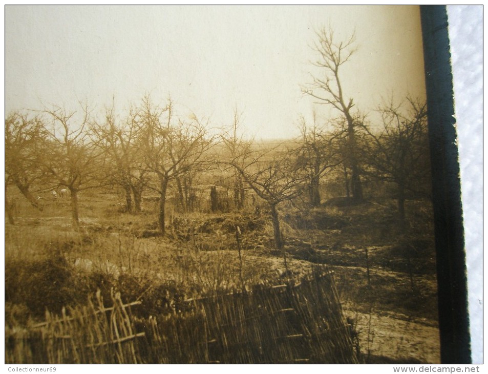 AUTHENTIQUE PHOTO 14-18 ( 17,8 X 13 Cm )  DE LA ZONE DE COMBATS DE PARVILLERS ( BOIS DU MILIEU ) SOMME DE 15.2.1916 - Guerre, Militaire
