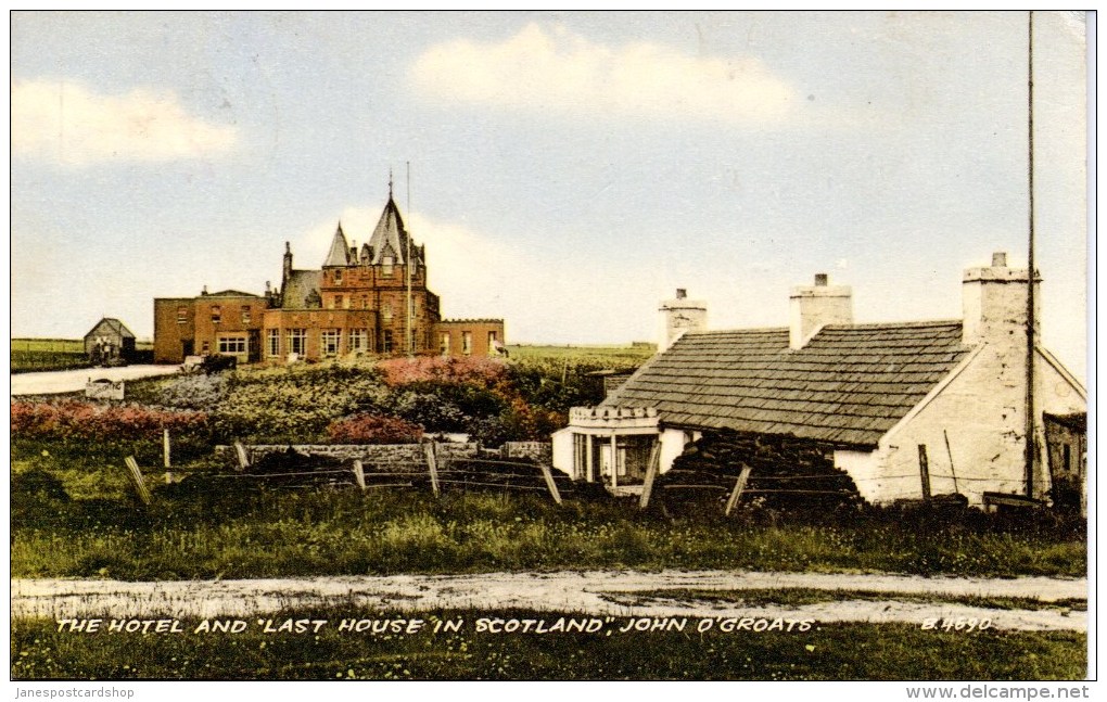 THE HOTEL AND LAST HOUSE IN SCOTLAND - JOHN O'GROATS - HIGHLANDS - SCOTLAND - Caithness