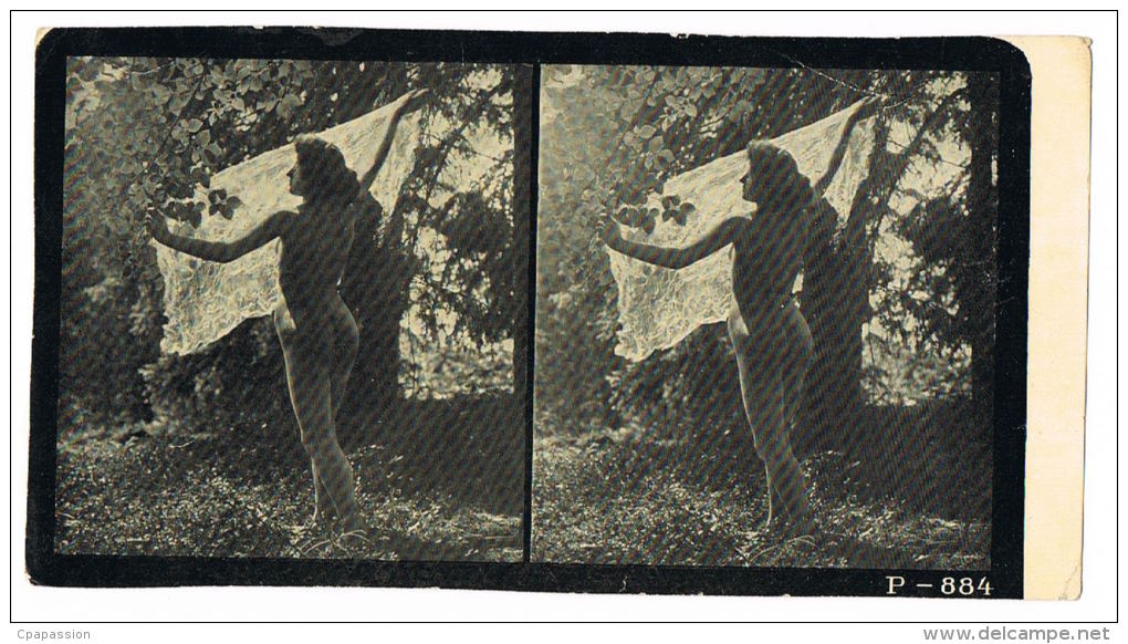 NUS FEMININS - NUDED - PHOTO STEREOSCOPIQUE  - Beauté Féminine D'Autrefois - Début Années 1900 -  P.884 - Photos Stéréoscopiques