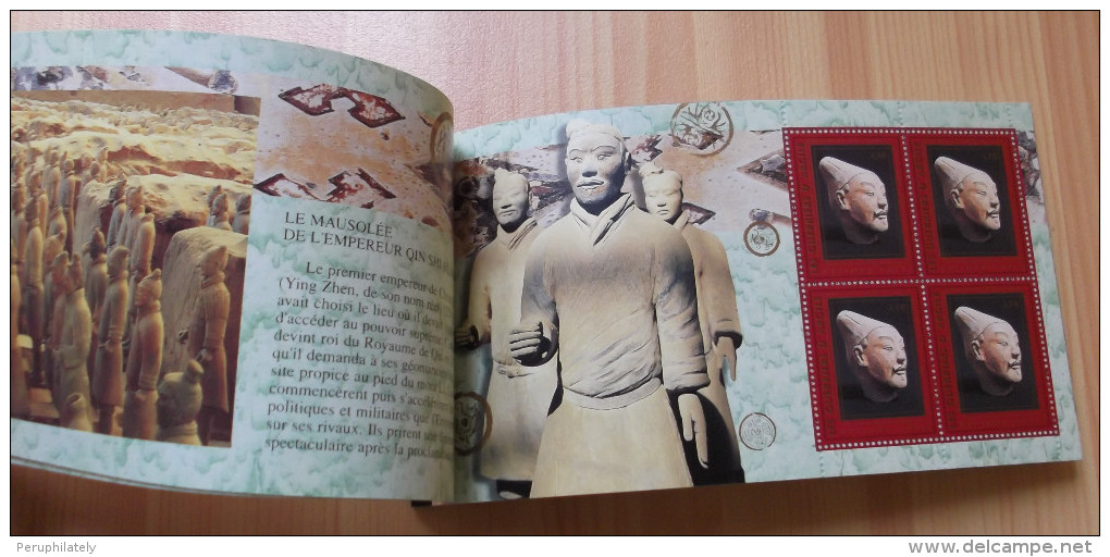 TERRACOTTA WARRIORS BOOKLET - Libretti