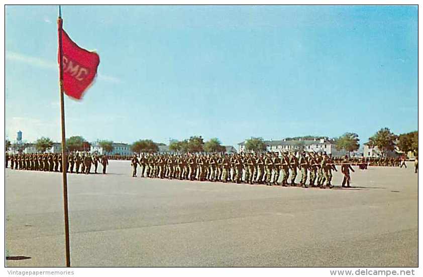 243247-South Carolina, Parris Island, Marine Corps Recruit Depot, Friday Afternoon Parade, Dexter Press No 38964-C - Sonstige & Ohne Zuordnung