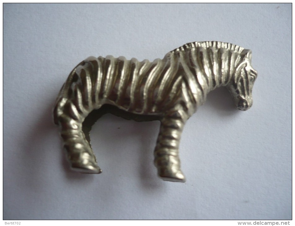 Figurine KINDER  Métal  - Série Animaux Sauvages - ZEBRE - Figurillas En Metal