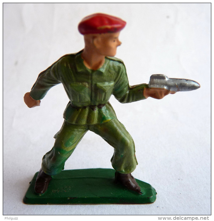 SOLDAT FIGURINE FIG STARLUX 1958  PARA SERVANT BAZOOKA 5062 1 - Starlux