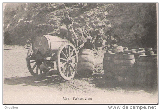 ADEN PORTEURS D'EAU (BEAU PLAN) - Yémen