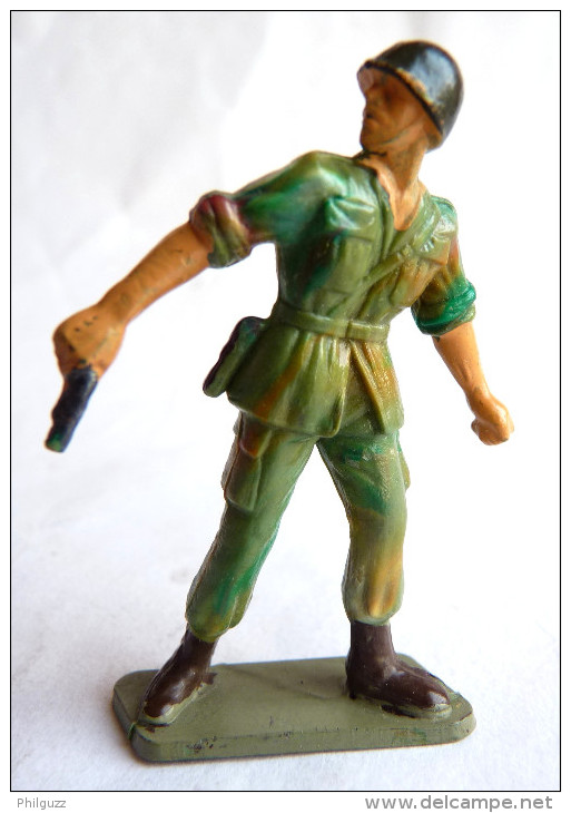 SOLDAT FIGURINE FIG STARLUX 1966 PARA CASQUE REVOLVER P12 1  ARMEE MODERNE - Starlux