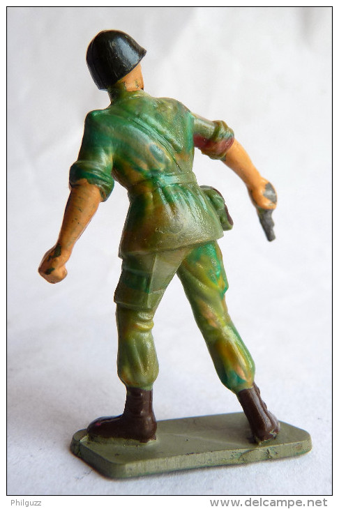 SOLDAT FIGURINE FIG STARLUX 1966 PARA CASQUE REVOLVER P12 1  ARMEE MODERNE - Starlux