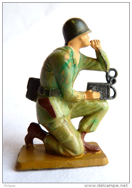 SOLDAT FIGURINE FIG STARLUX 1966 PARA CASQUE Téléphoniste P2  ARMEE MODERNE Terrasse Jaune (1) - Starlux