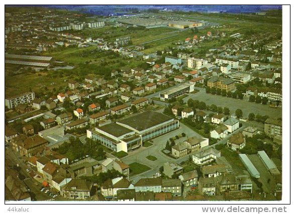 HAGONDANGE  Vue Aérienne   (scan Recto Et Verso) - Hagondange