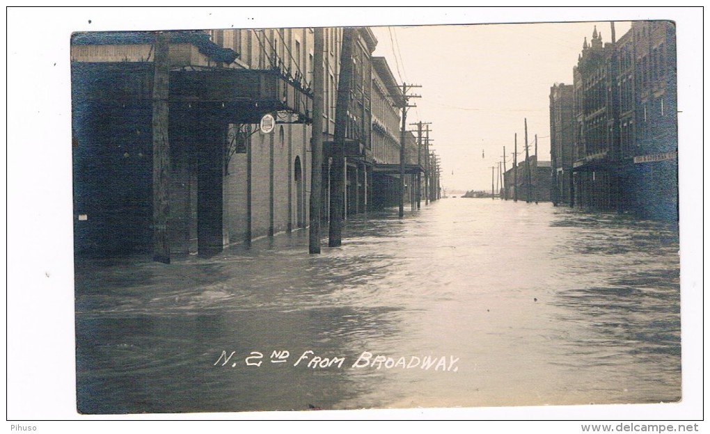 US-629    LOUISVILLE : Floodscene 1937 - N.2nd From Broadway - Louisville