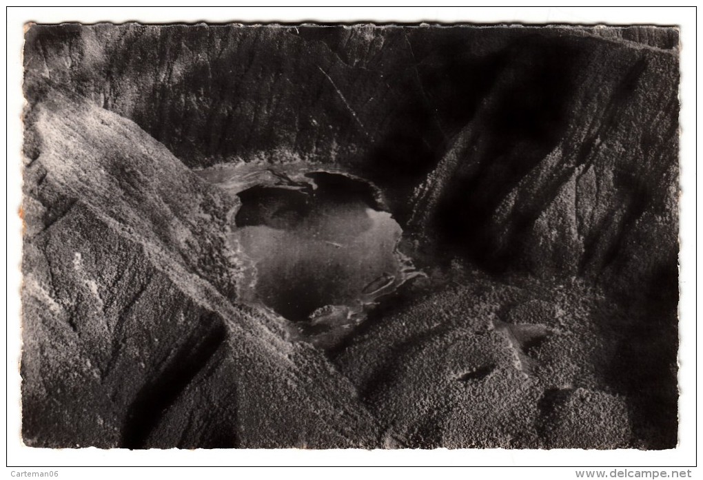 La Réunion - Le Grand Etang, Dans Les Hauts De Saint Benoit - Vue Aérienne - Editeur: Jean Gérard N° 32 - Saint Benoît