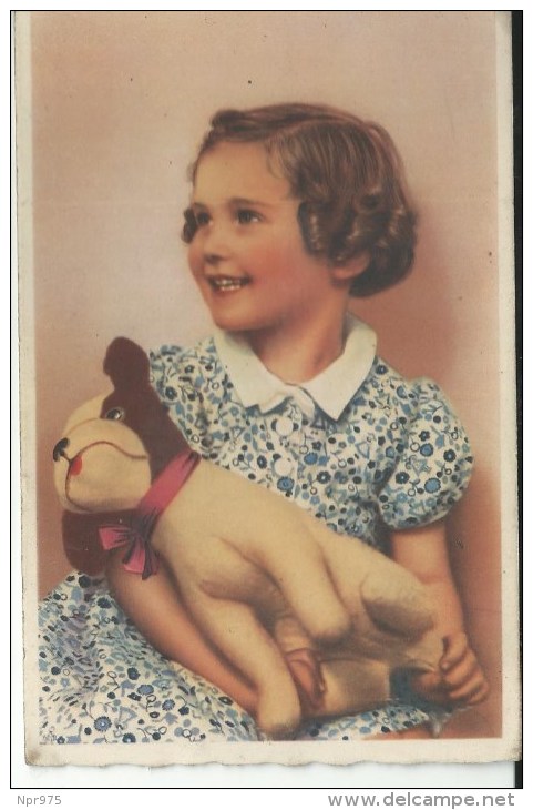 La Petite Fille Et Sont Chien - Portraits