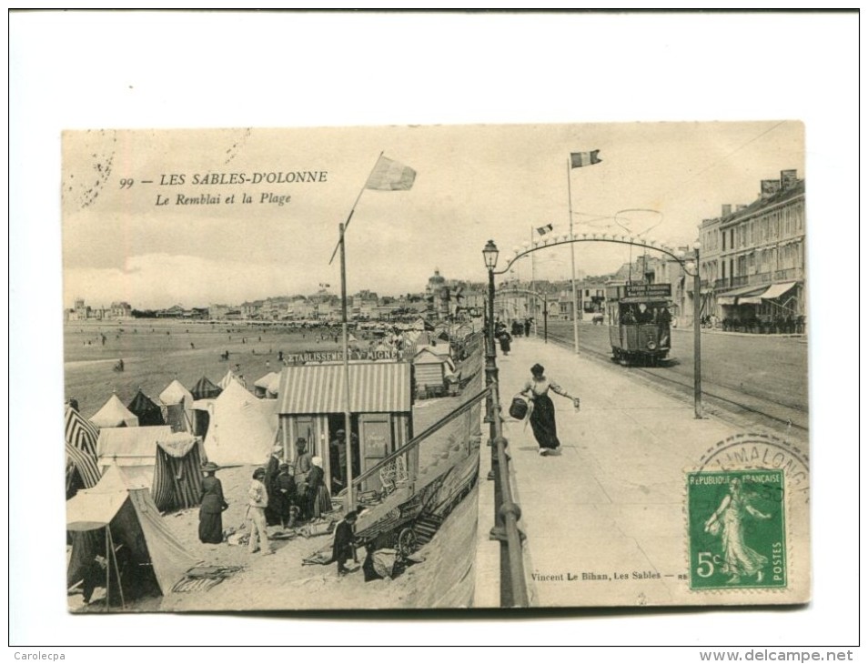 CP - SABLE D OLONNE (85) LE REMBLAI ET LA PLAGE - Sables D'Olonne