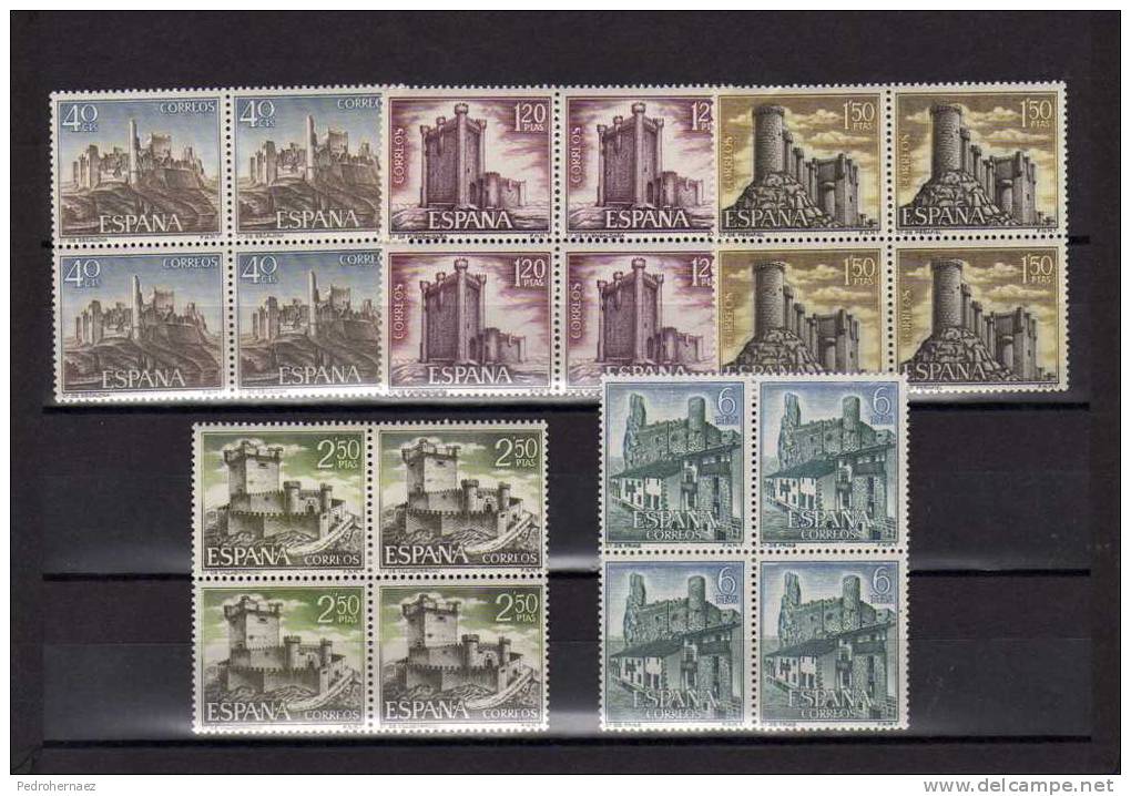 ESPAÑA  -1880/84 Castillos De España Año 68  En Bloque De Cuatro - Nuevos