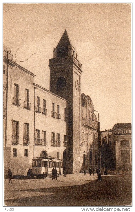 SARDEGNA-CAGLIARI-CAGLIARI VEDUTA VECCHIO TRAM DAVANTI CATTEDRALE - Cagliari