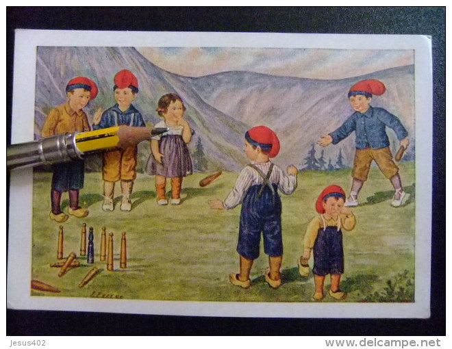 TARJETA POSTAL - NIÑOS JUGANDO A BITLLES ( Bolos ) CAMINO D'ULL De TER - Grupo De Niños Y Familias