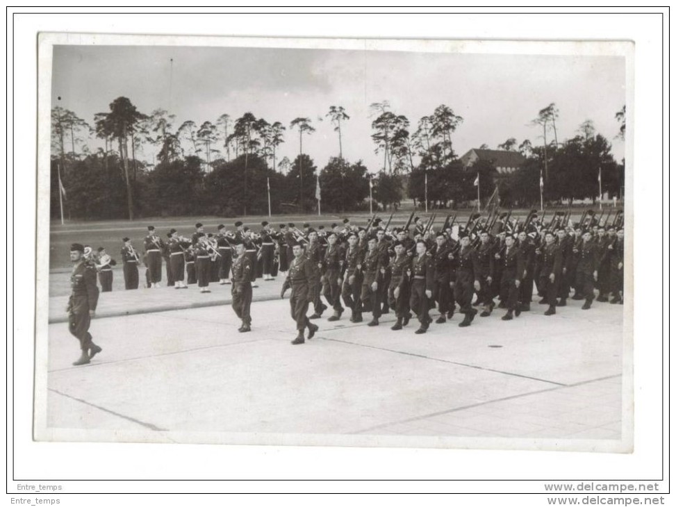 Photographie F.F.A Forces Françaises En Allemagne Défilé 14.Juillet 48 - Guerre, Militaire