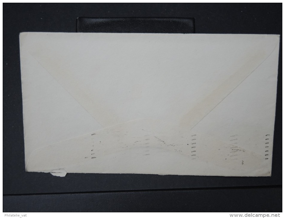 ETATS UNIS -  ARCHIVE DE 48 enveloppes de New York pour Paris période 1930/38 toutes par bateau a étudier  P4185