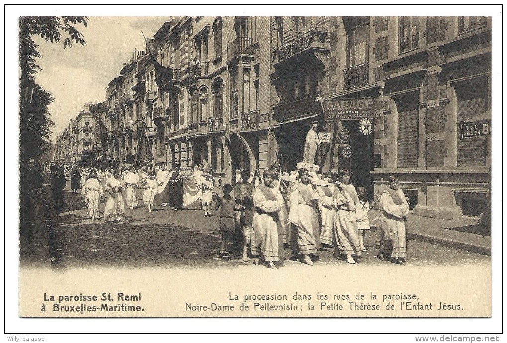 CPA - BRUXELLES - BRUSSEL - Maritime - La Paroisse St Remi - Procession - Cérémonie    // - Hafenwesen