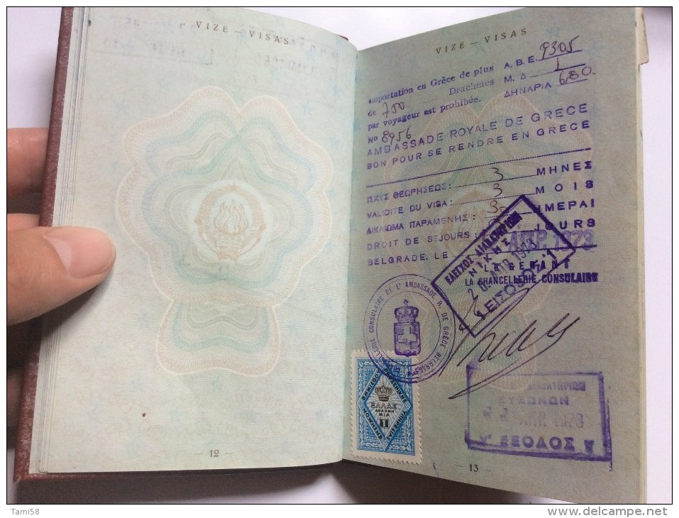 PASSEPORT     PASSPORT  REISEPASS  YUGOSLAVIA VISA TO:  HONG KONG , TURKEY ,  GREECE , SPAIN , PORTUGAL THAILAND, USA, - Historical Documents