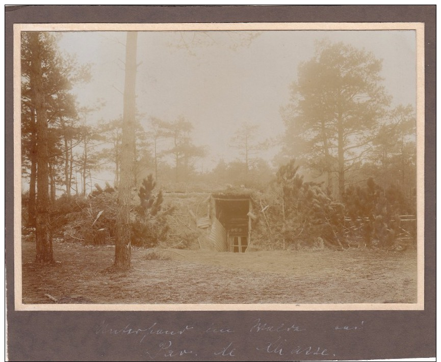 SECTEUR DE BEINE LIEU-DIT LE PAVILLON DE CHASSE  UN ABRIS   PHOTO ALLEMANDE - Autres & Non Classés