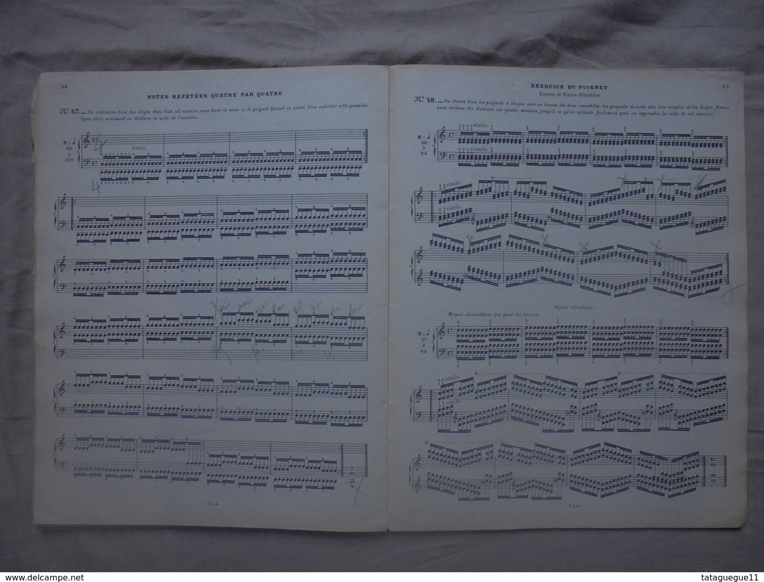 Ancien -  ​​​​​​​Livre de partitions Le Pianiste Virtuose en 60 éxcercices par C.L. HANON Copyright 1923