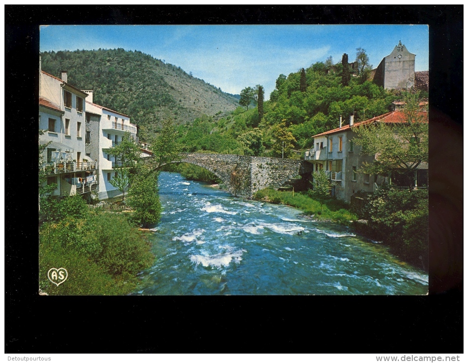 AXAT Aude 11 : Le Pont Vieux Et L'Eglise  1979 - Axat